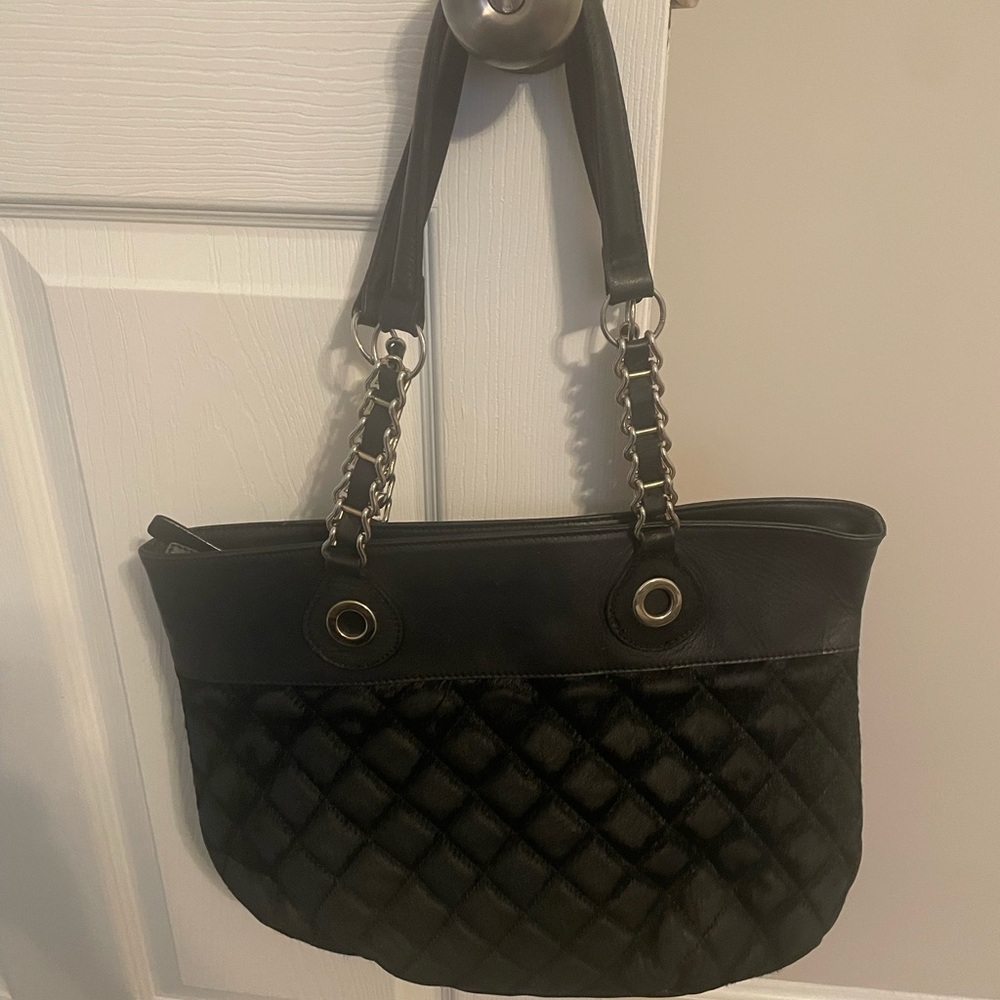 Elegant Black Leather & Cow Hair Quilted Shoulder Bag with Chain Straps